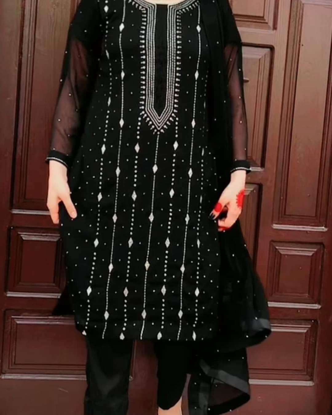 Muqaish Kamdani HandWork