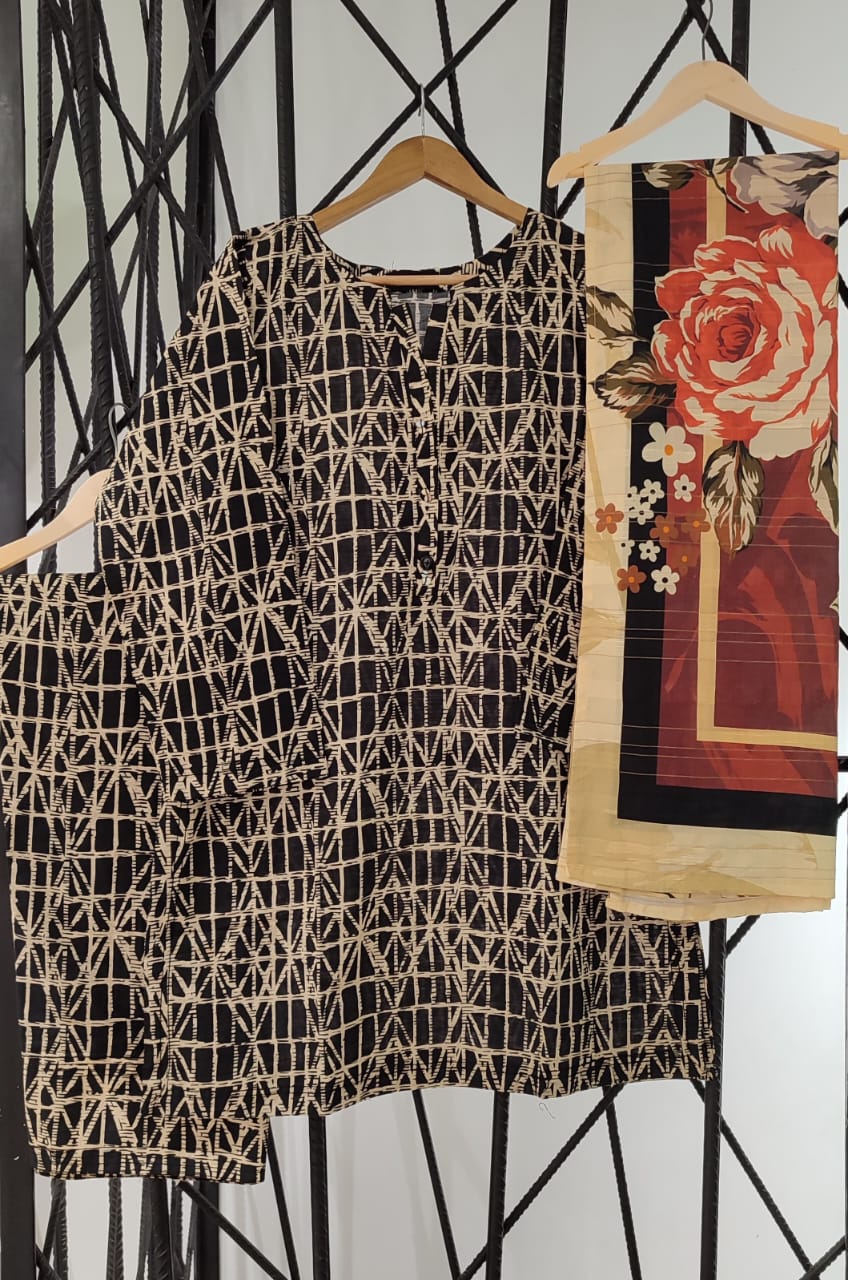 Ready To Wear Fabric: Printed Lawn
