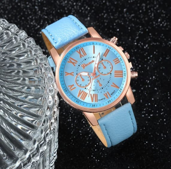 1pc Women's Fashion Quartz Watch + 5pcs Jewelry.