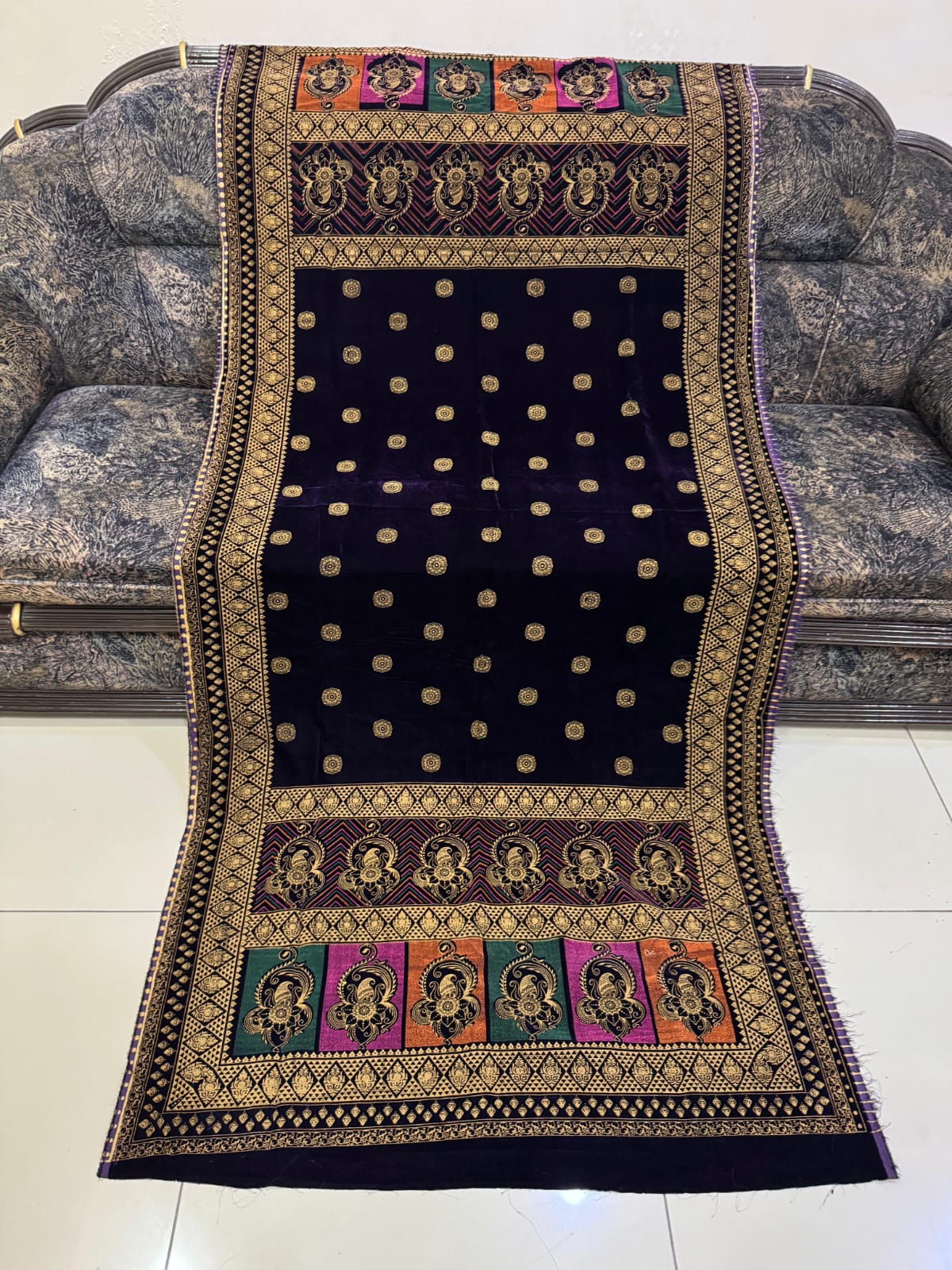 New block printed shawls collection that will enhance you look this winter