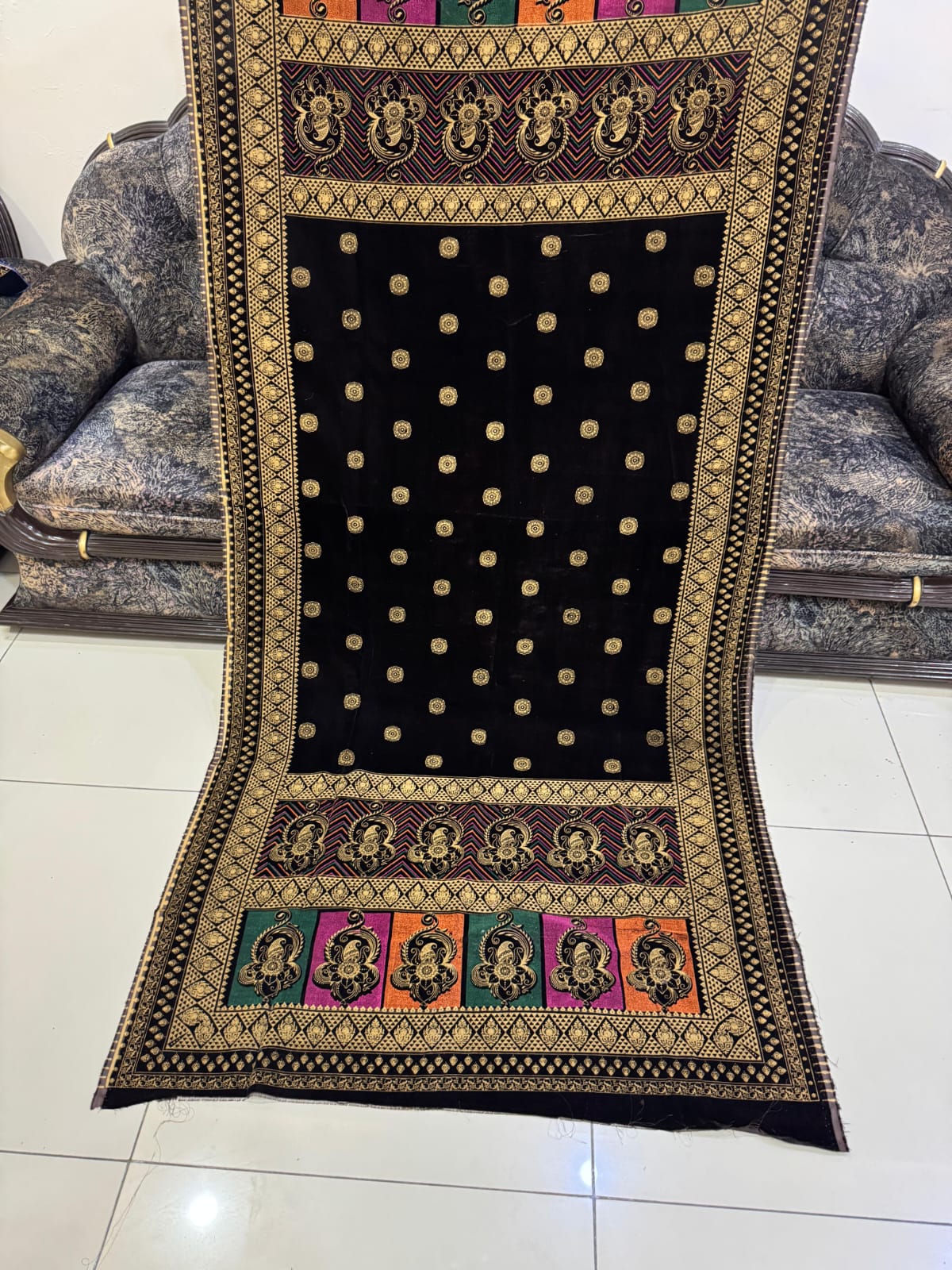 New block printed shawls collection that will enhance you look this winter