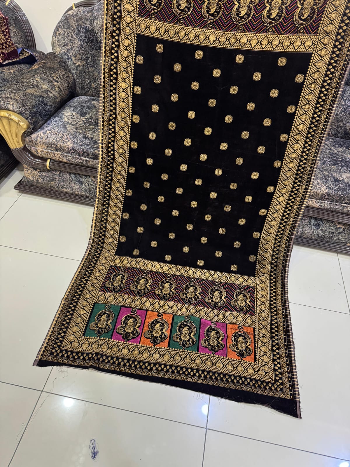 New block printed shawls collection that will enhance you look this winter