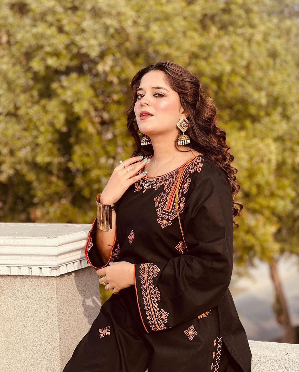 ❇New arrivals collection 💫❣ ❣ new design 2k25💫 ❇ stuff cotton 2pcs suit 👗👗