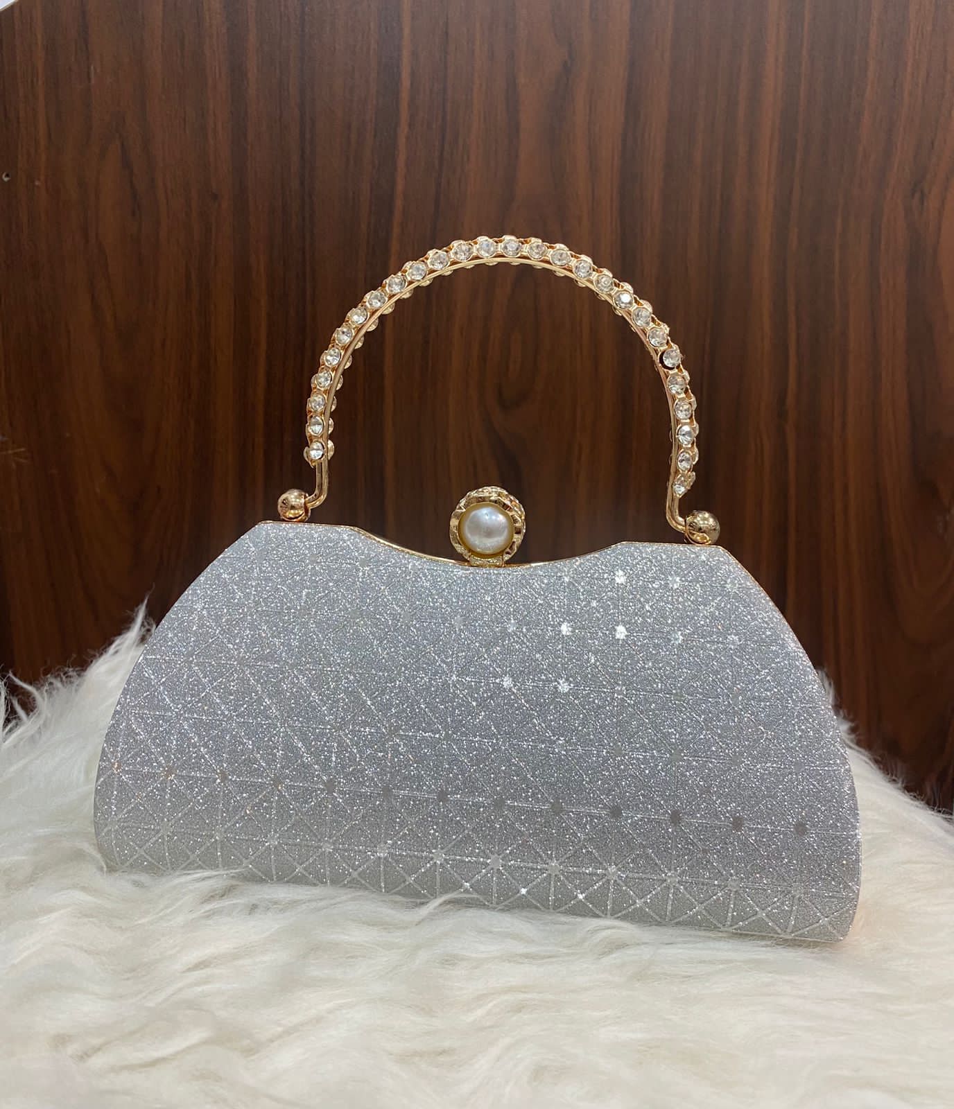 BRIDAL CLUTCH