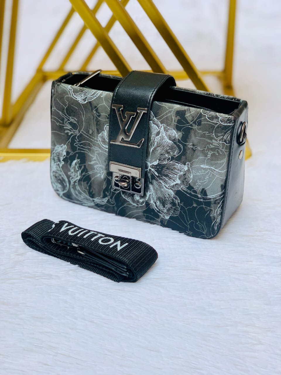 Louis Vuitton LV Desinger Cross Body Bag