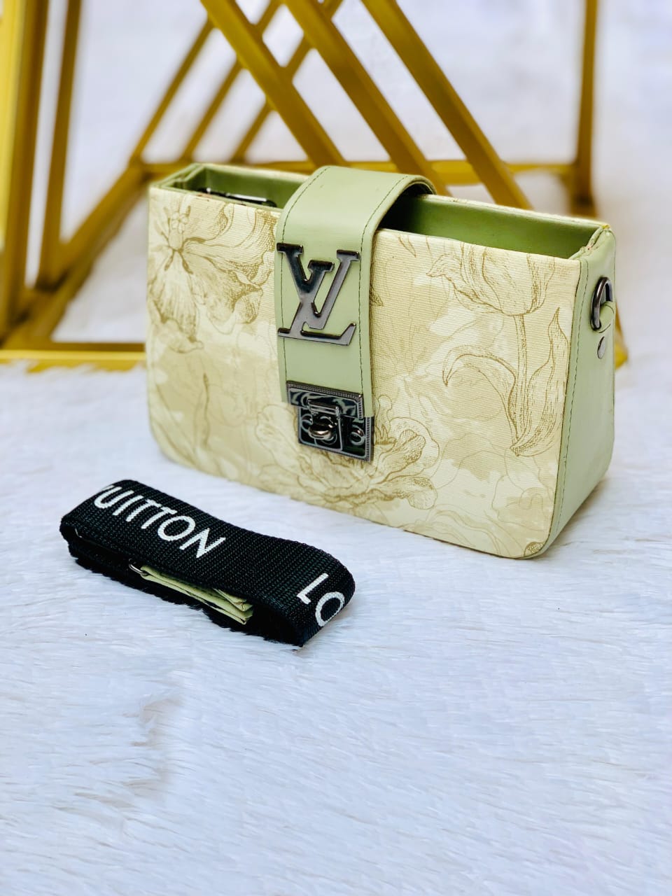 Louis Vuitton LV Desinger Cross Body Bag