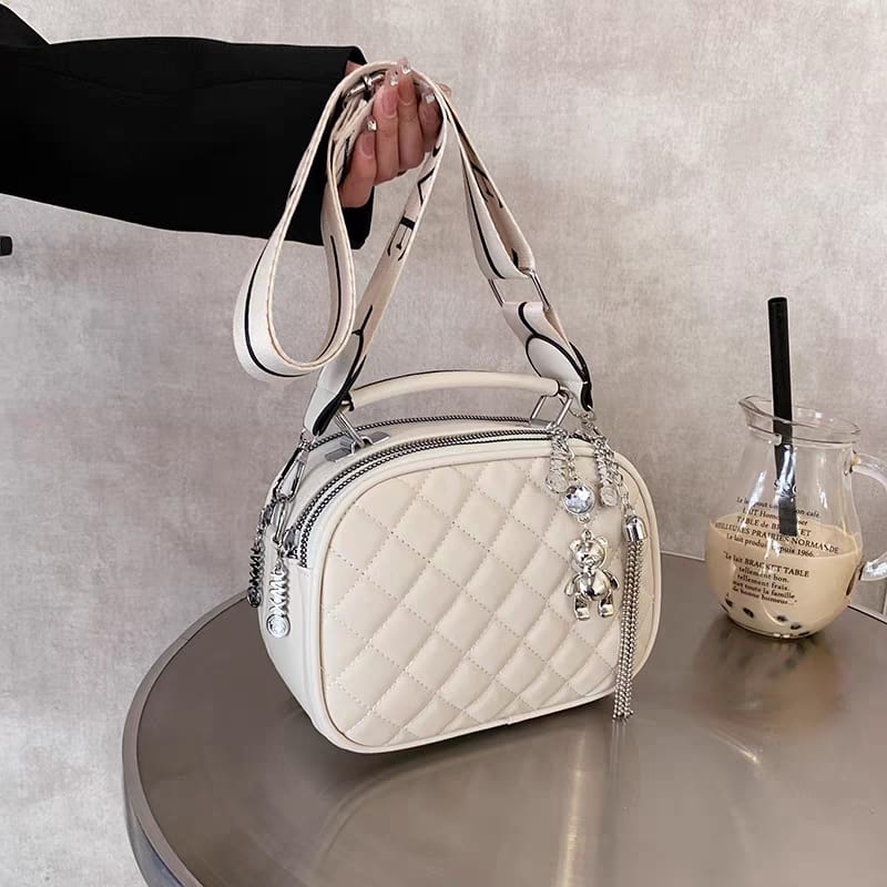BRANDED HANDBAG & CROSSBODY For WOMEN ( BEST FOR OFFICE USE )