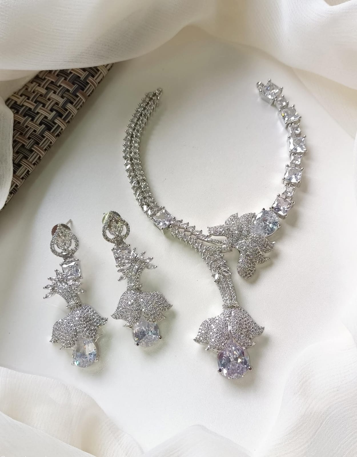 Beautiful premium quality silver micro zircon AD necklace set