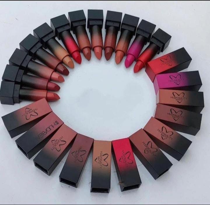 HUDA3EAUTY  12 PCS MATTE LIPSTICK