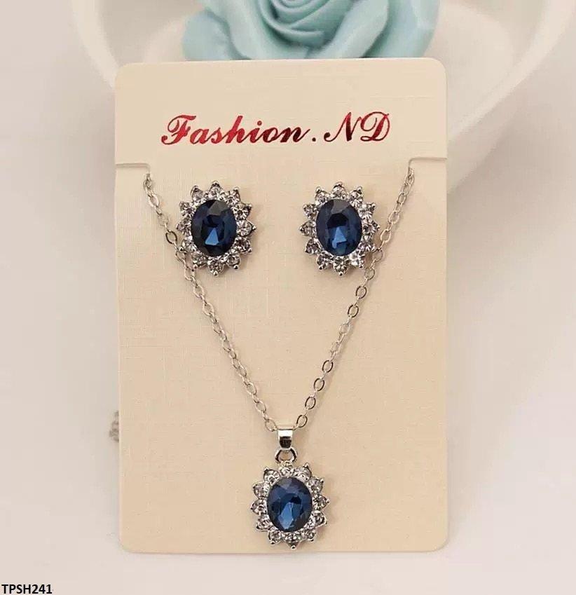 Oval Tops Pendant Set