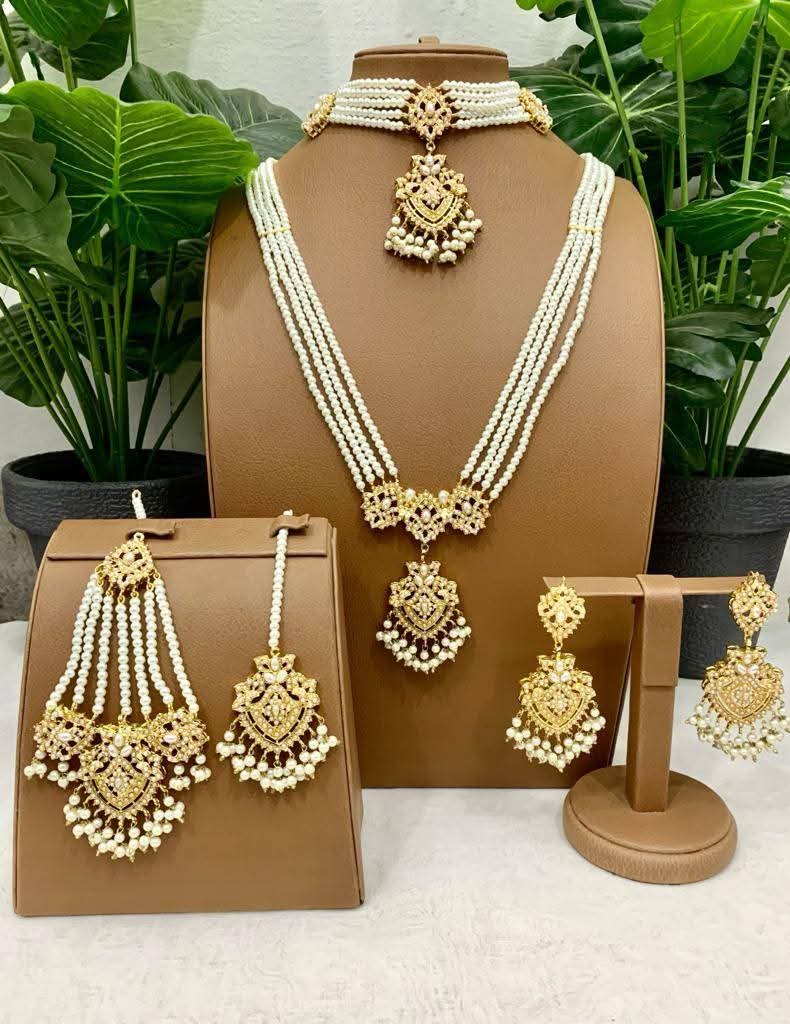 Premium quality Nauratan Bridal Edition