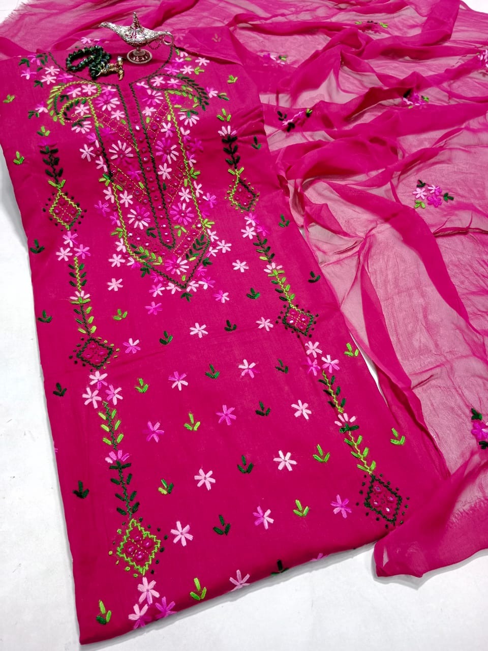 HandWork Pakka Tanka+Mirror Work