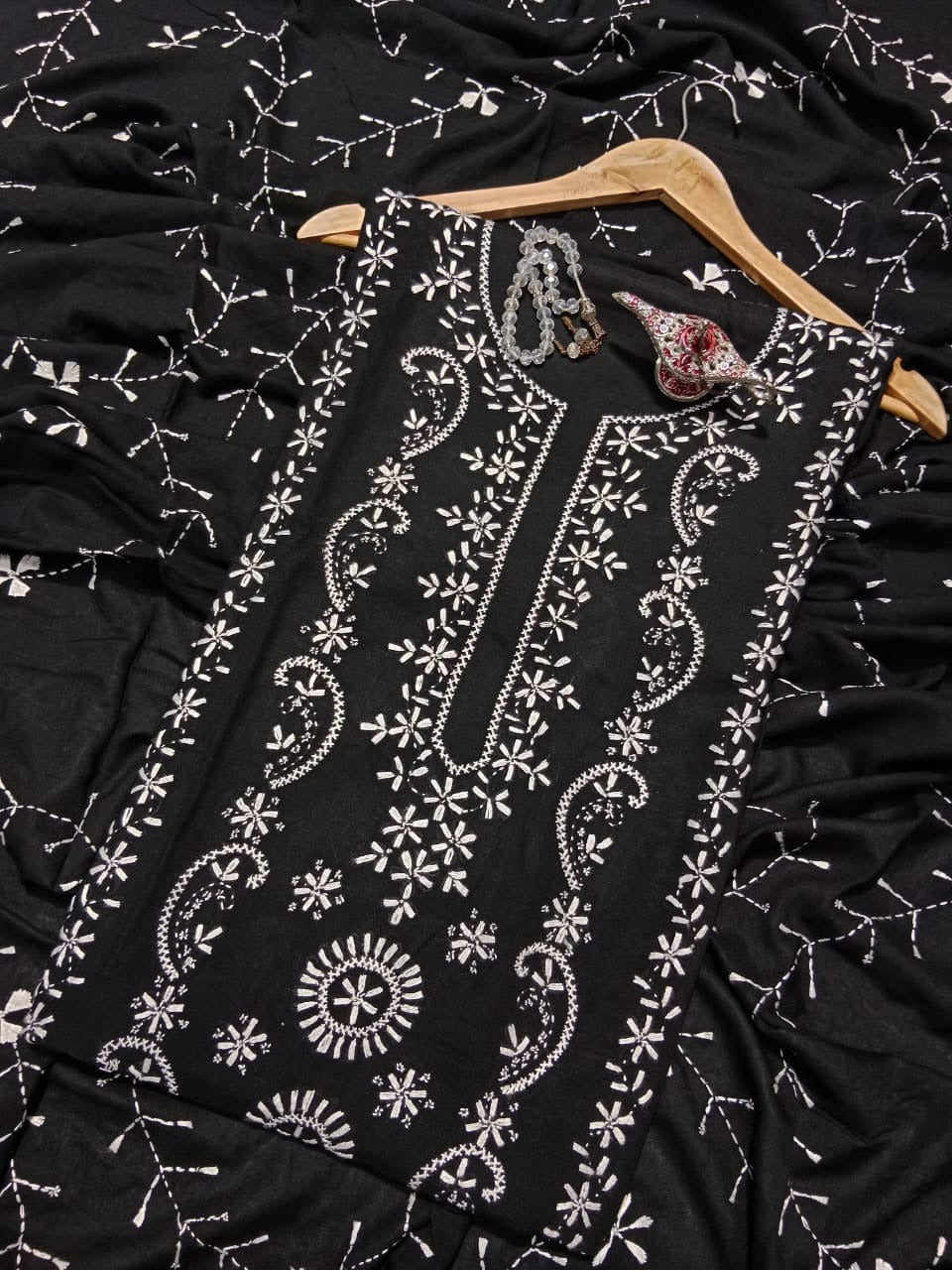 HandWork Chikankari With Jall Dupatta