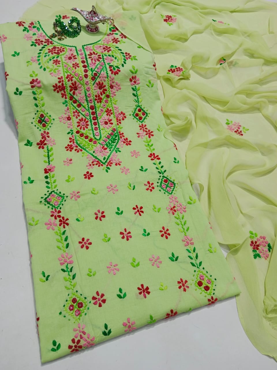 HandWork Pakka Tanka+Mirror Work